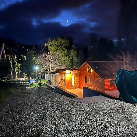 Cuatro Cerros Hostel San Carlos de Bariloche Exterior foto