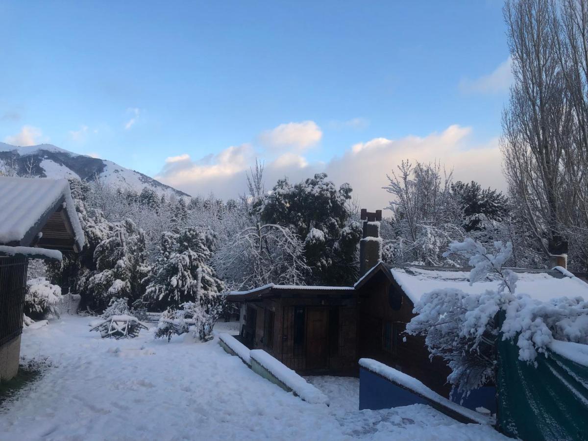 Cuatro Cerros Hostel San Carlos de Bariloche Exterior foto